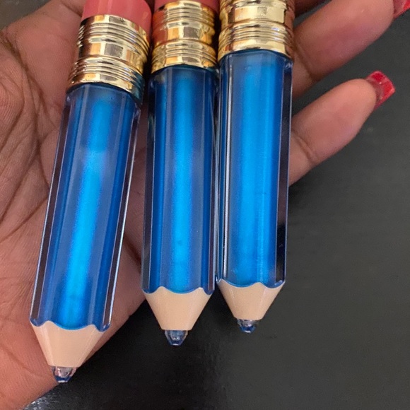 Lipgloss - Picture 4 of 5